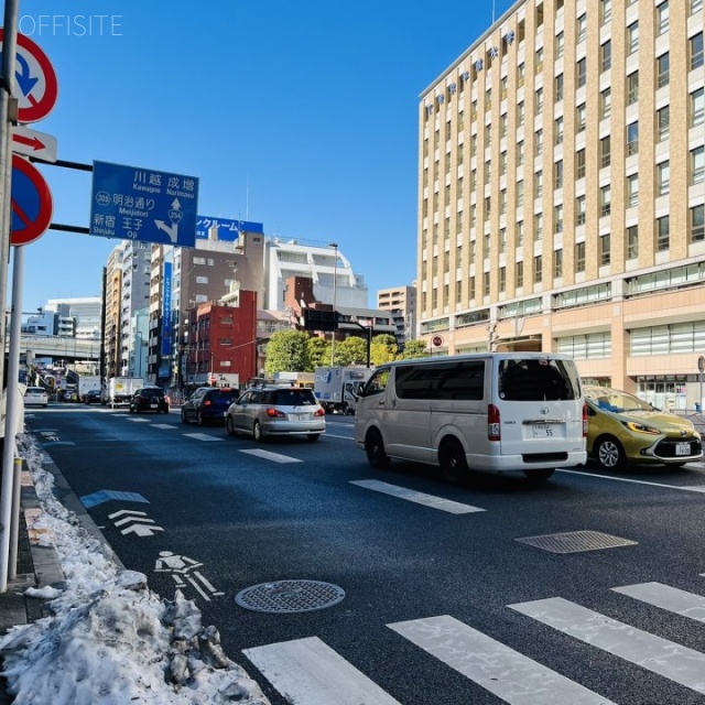 下総屋ビル 前面道路