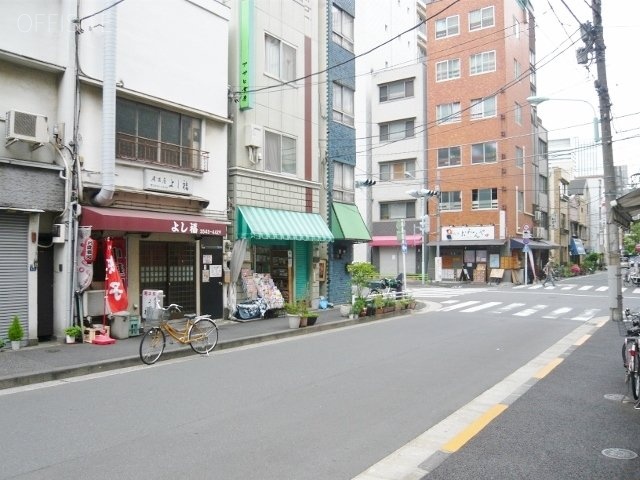 池田ビル ビル前面道路