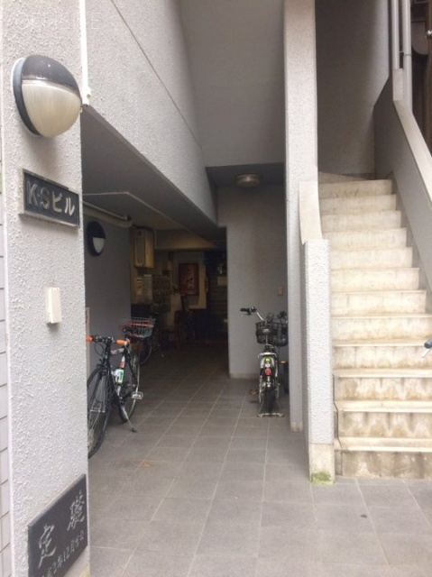 KSビル エントランス