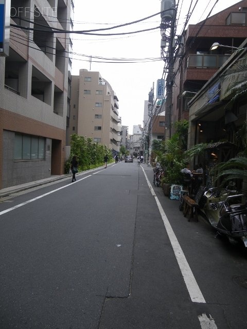 シルバープラザ恵比寿 ビル前面道路