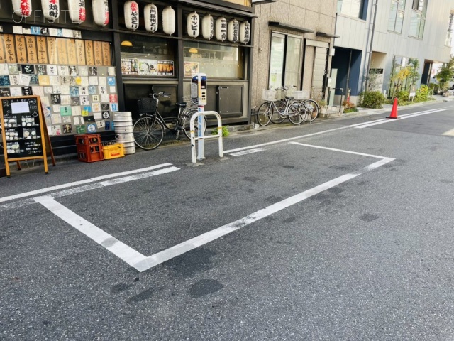 原ビル 付近に白枠駐車場