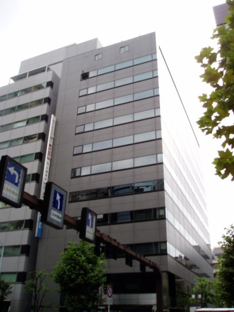 I・Sリバーサイドビル 外観