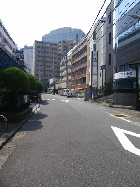 岩波ビル 画像