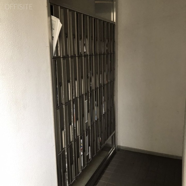 メイクスデザイン白金台ビル 郵便受け