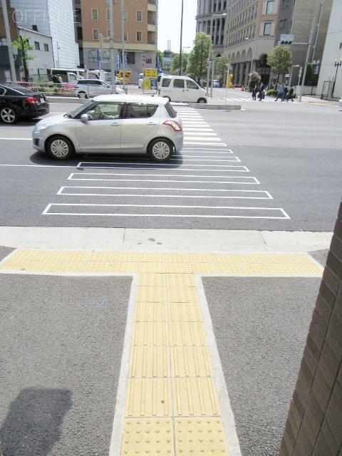 港新ビル 画像