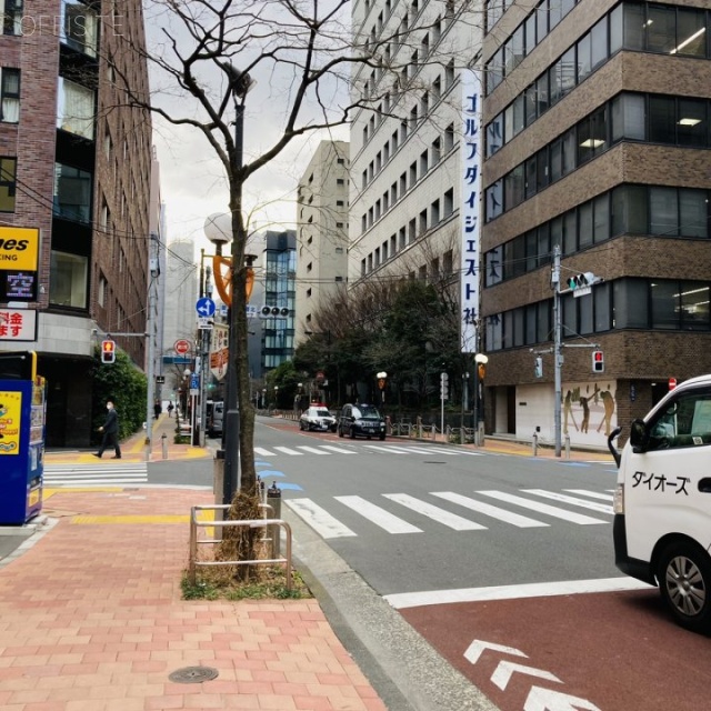 木澤ビル ビル前面道路