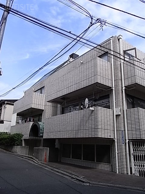 ホワイトハウスビル 外観