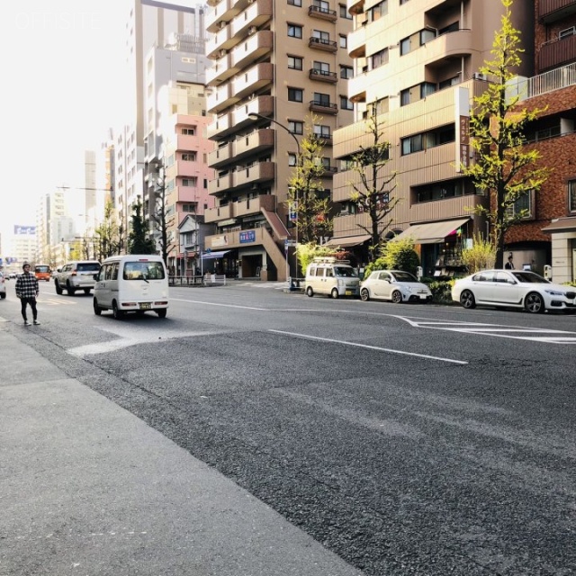 恵比寿グリーングラス(コンパスオフィス) 前面道路