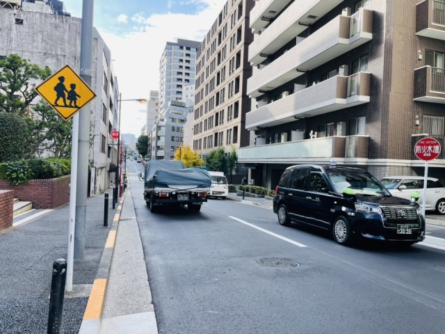 九段南ビル 前面道路