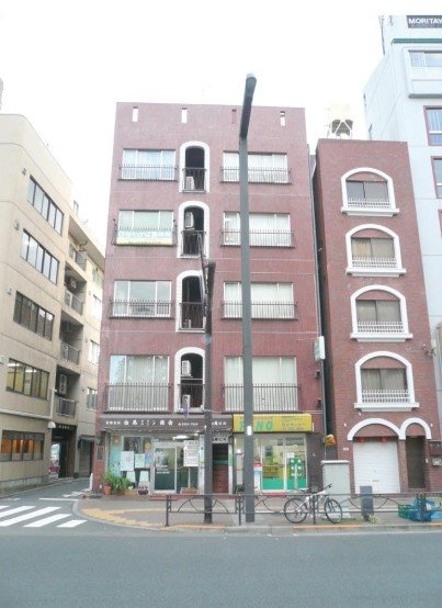 白馬ビル　外観
