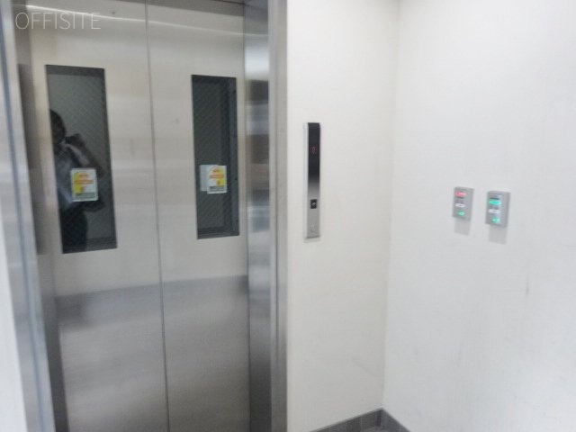 バー蔵ンド池袋ビル 4階 49.03坪　エレベーター