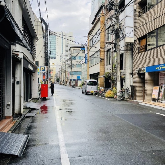 菊地ビル 前面道路