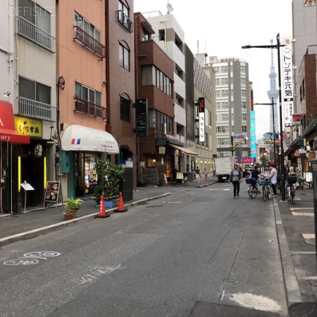 浅草TFビル ビル前面道路