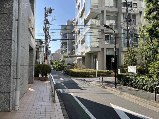 ウィン青山　周辺