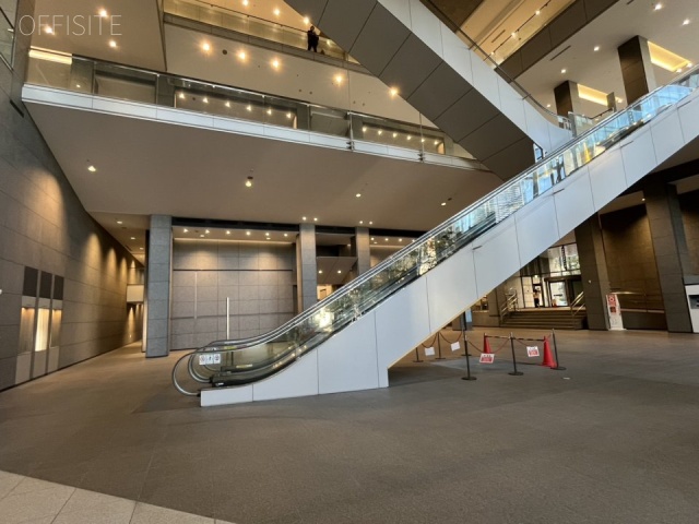 日石横浜ビル エントランス