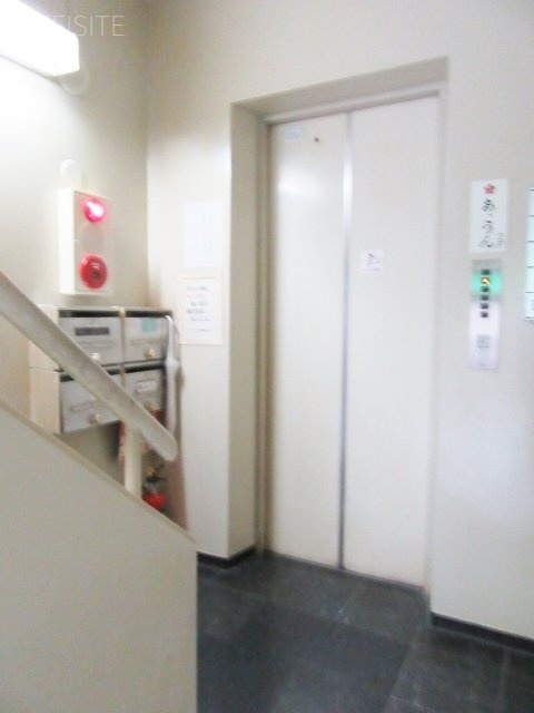 雪華堂ビル 画像
