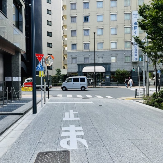 ライジングスクエア後楽園 前面道路