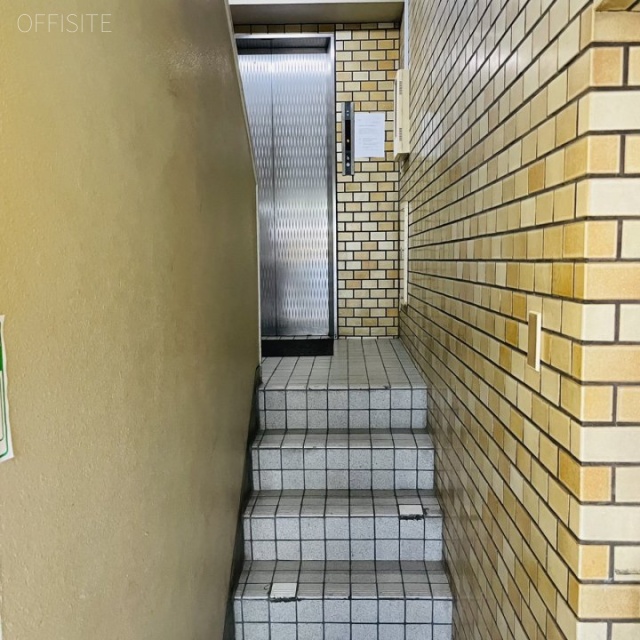 高橋第三ビル エントランス