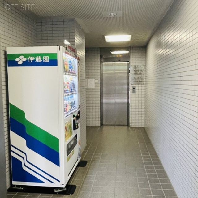 錦ビル　オフィスビル出入口