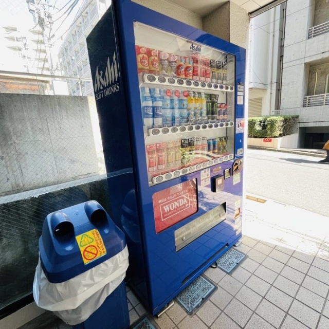 細川ビル 自動販売機