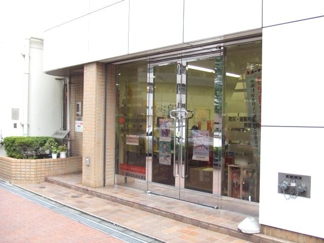 日東九段ビル エントランス