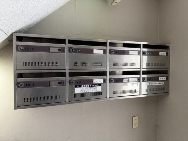 FMビル　メールボックス