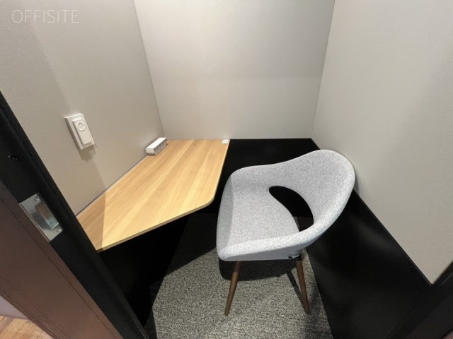 明治薬科大学剛堂会館 エントランス