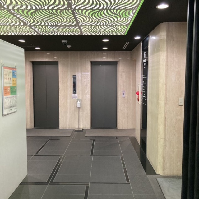 VORT三田 エントランス内