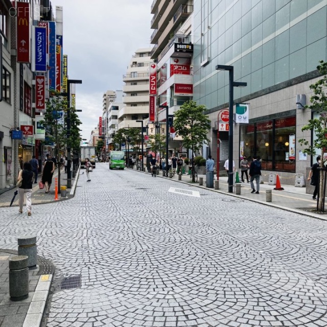 サンシロービル ビル前面道路