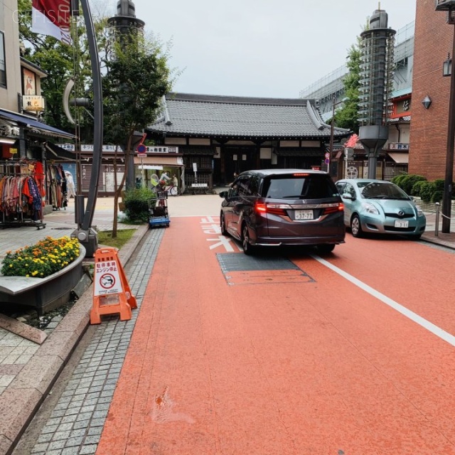 二宮デンボウビル ビル前面道路