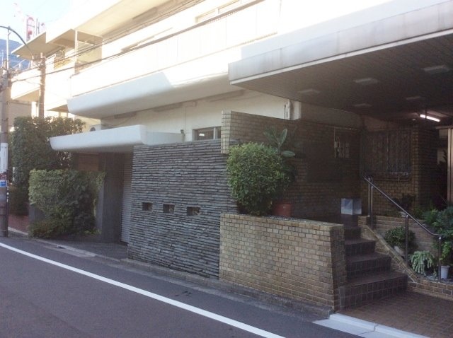 岩動マンション 外観