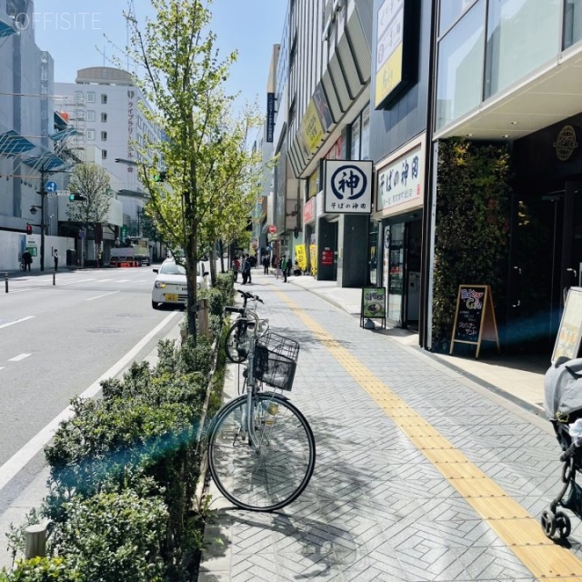 仙台南町通ビル 前面歩道