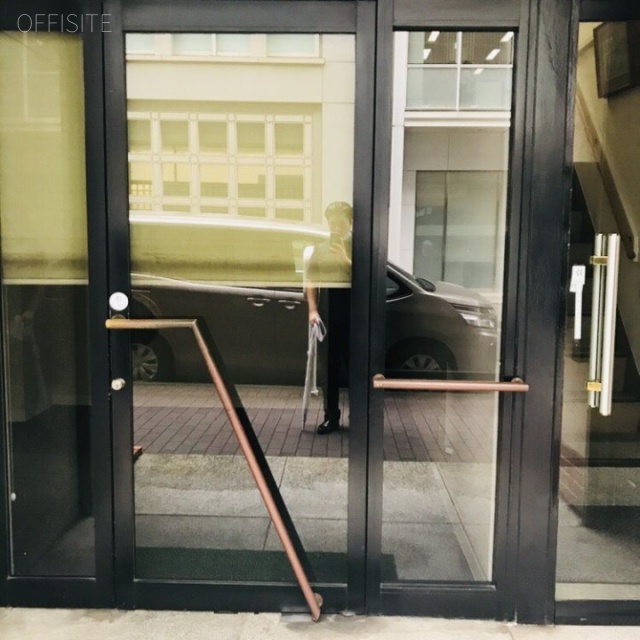 KTビル エントランス