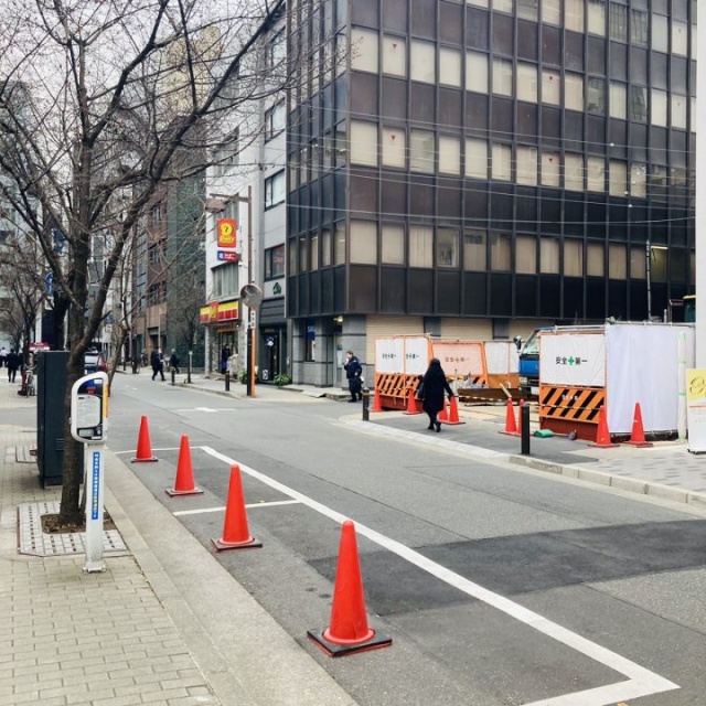 KAMAYAビル ビル前面道路