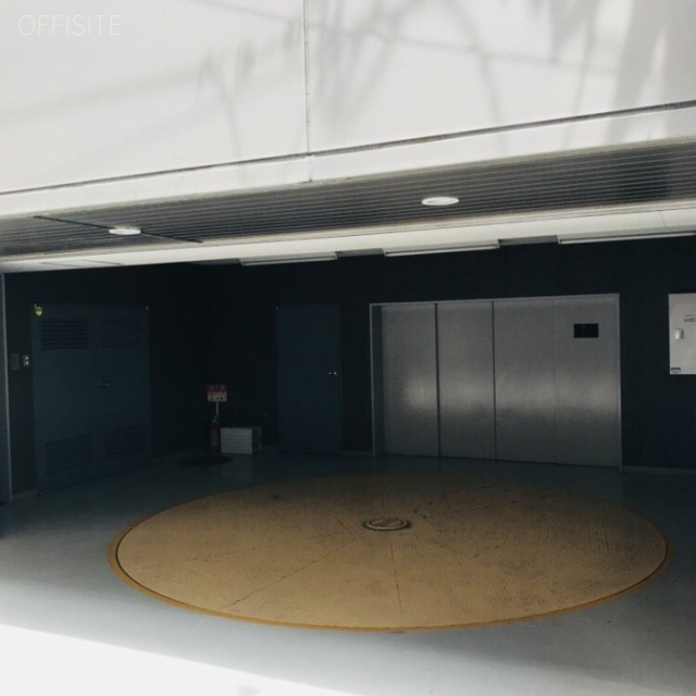 長田屋ビル 駐車場