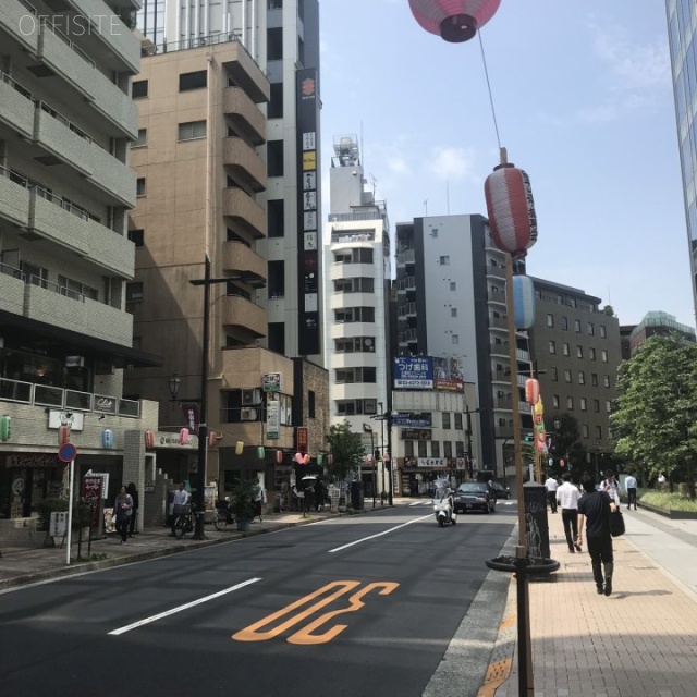 I・S四番町ビル ビル前面道路