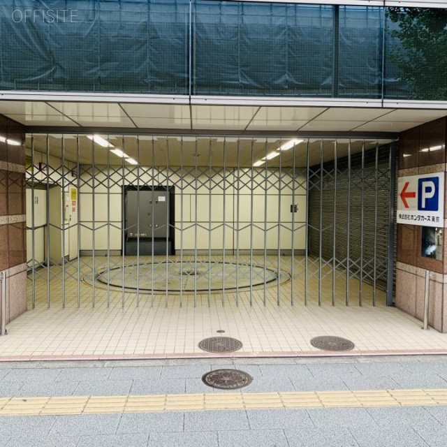 ホンダ御徒町ビル 駐車場