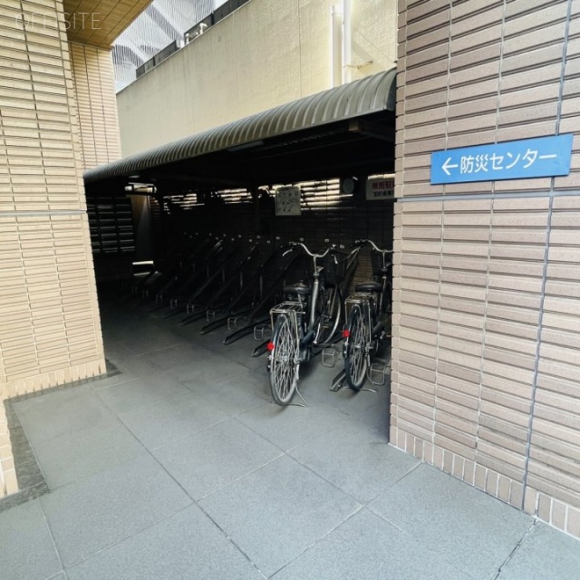三井住友海上名古屋しらかわビル　駐輪所
