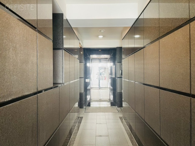 メグミビル エントランス