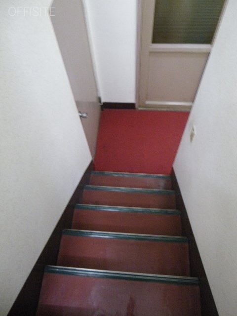 保科ビル新館 階段
