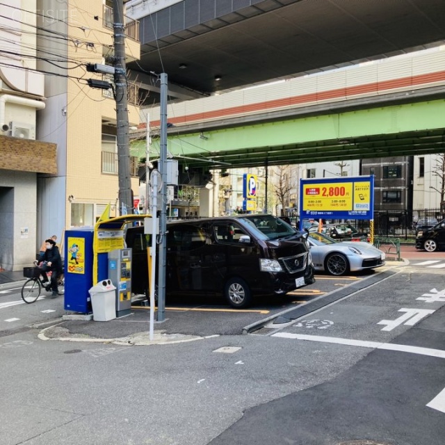 バルビゾン73　周辺