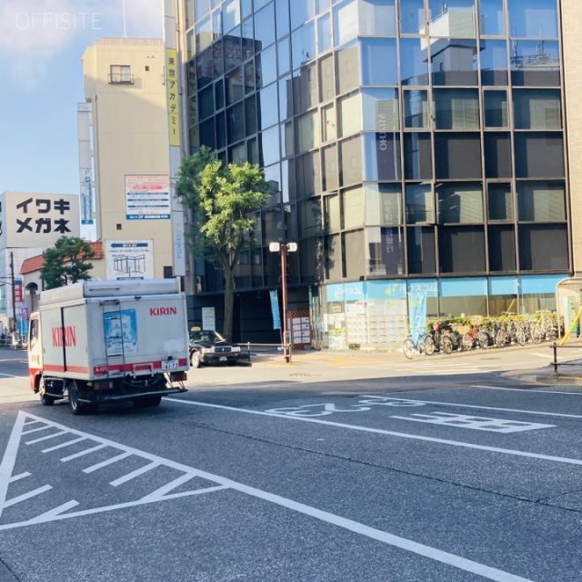 日本生命町田ビル ビル前面道路