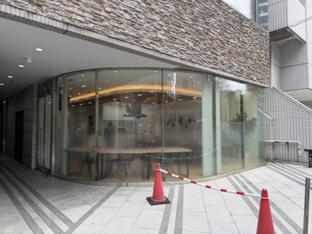 PARK WEST(パークウエスト)ビル　1F部分