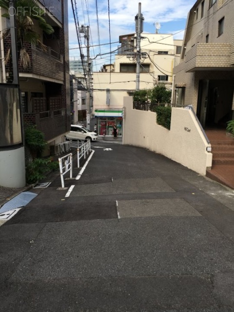 POOLビル　tumblr_o8wpauIhk21vq3mifo7_1280.jpg