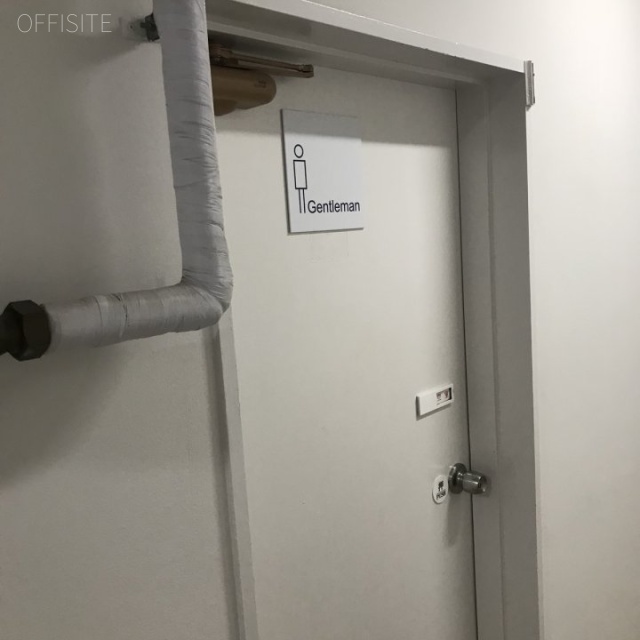 第一シルバービル エントランス