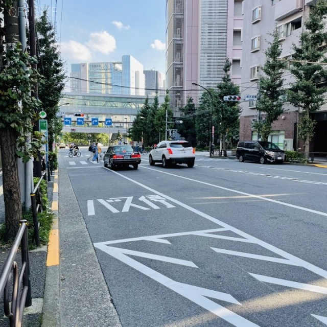 齊藤ビル ビル前面道路