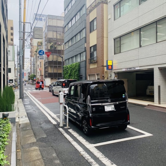 日本橋IPビル ビル前面道路