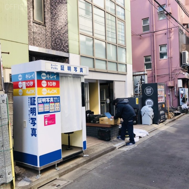 インテリジェンスビル 外観