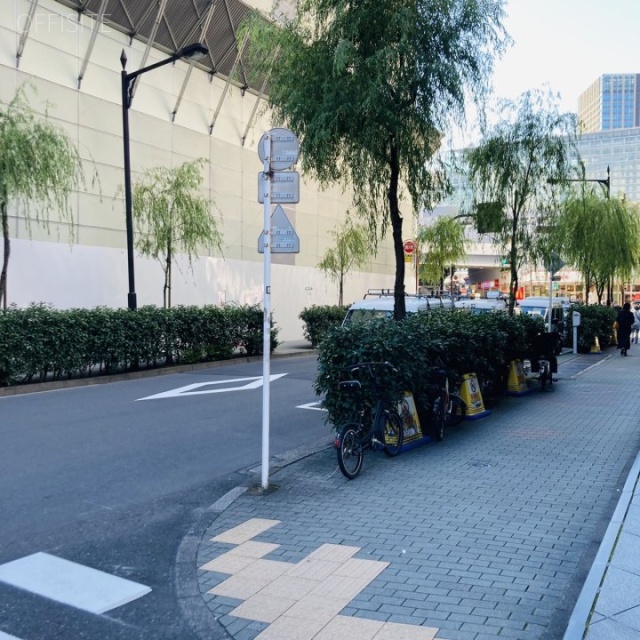 マルイト銀座ビル 前面道路