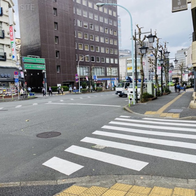 勉強堂ビル ビル前面道路